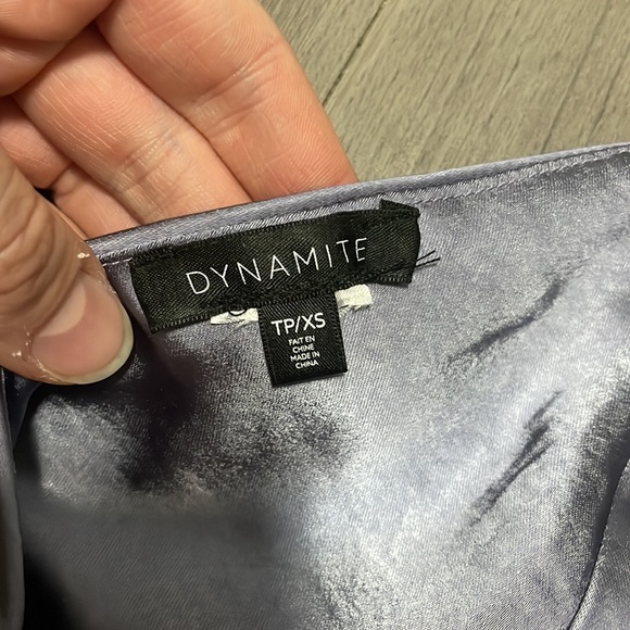 Dynamite purple satin top - Picture 3 of 4